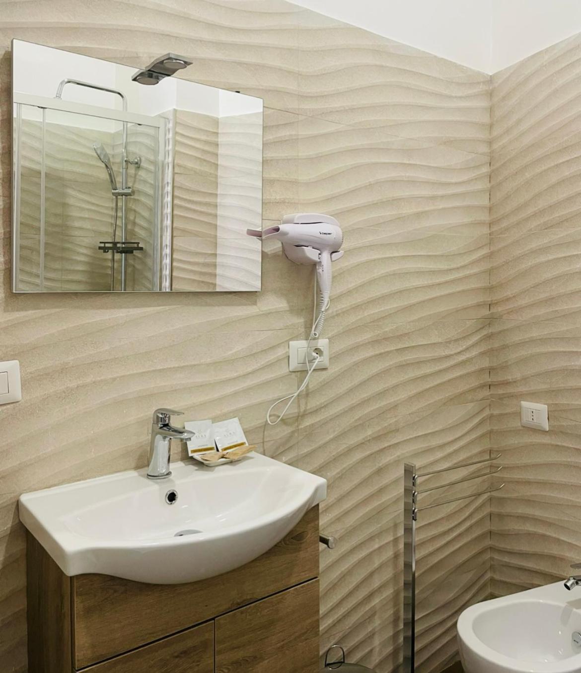 Nerisa Home نابولي المظهر الخارجي الصورة